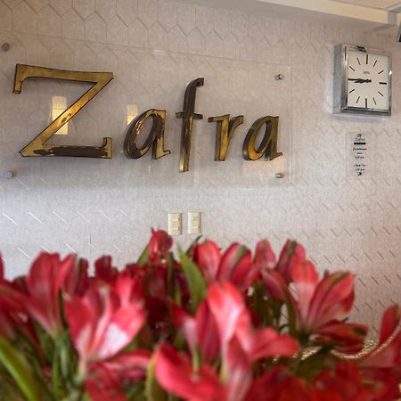 Hotel Zafra Torreón Exteriör bild